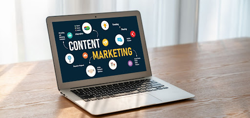 Image of content marketing on the laptop